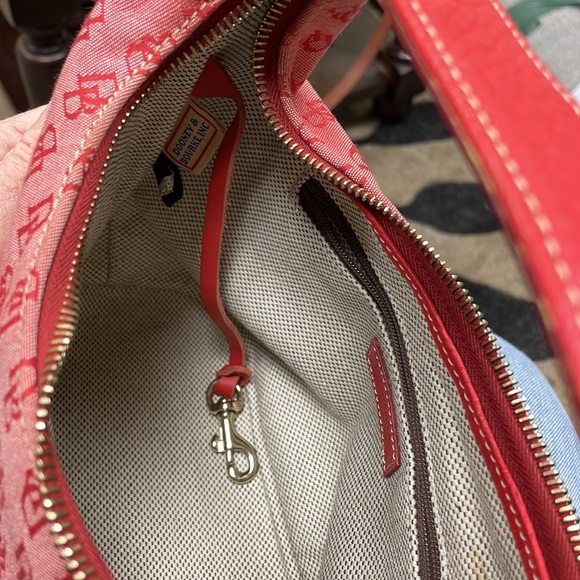 Dooney and Bourke mini bucket bag - Picture 4 of 4